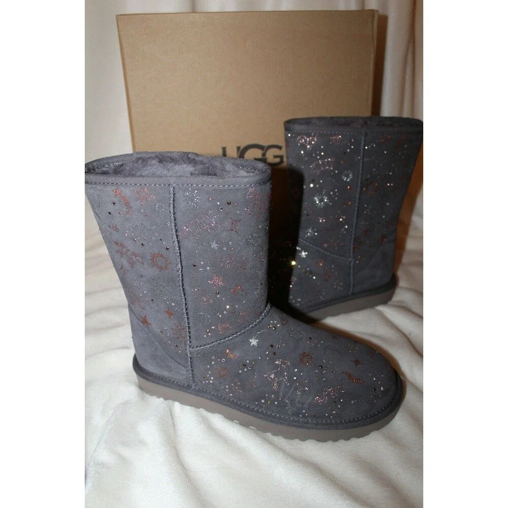 NIB UGG Women's Zodiac Classic Short‎ Suede Shearling Boots Gray 7